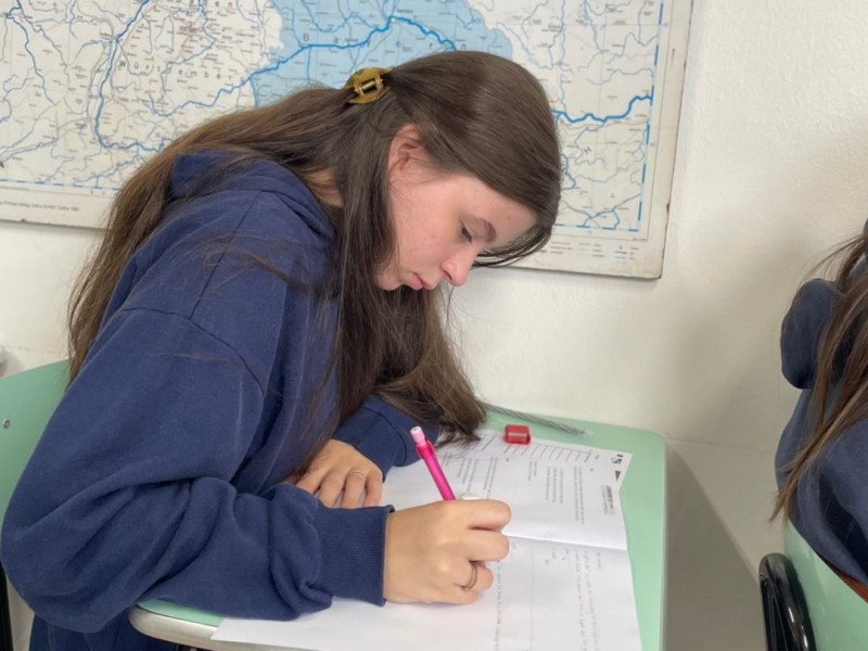 Estudantes do Colégio Evangélico Jaraguá realizam exames de proficiência em alemão