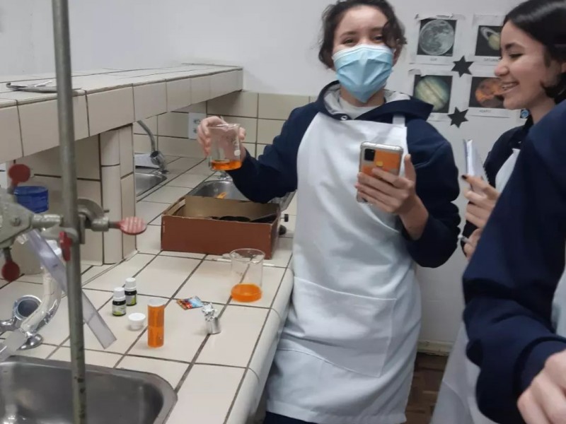 Aulas de cinética química - Pasta de dente de elefante