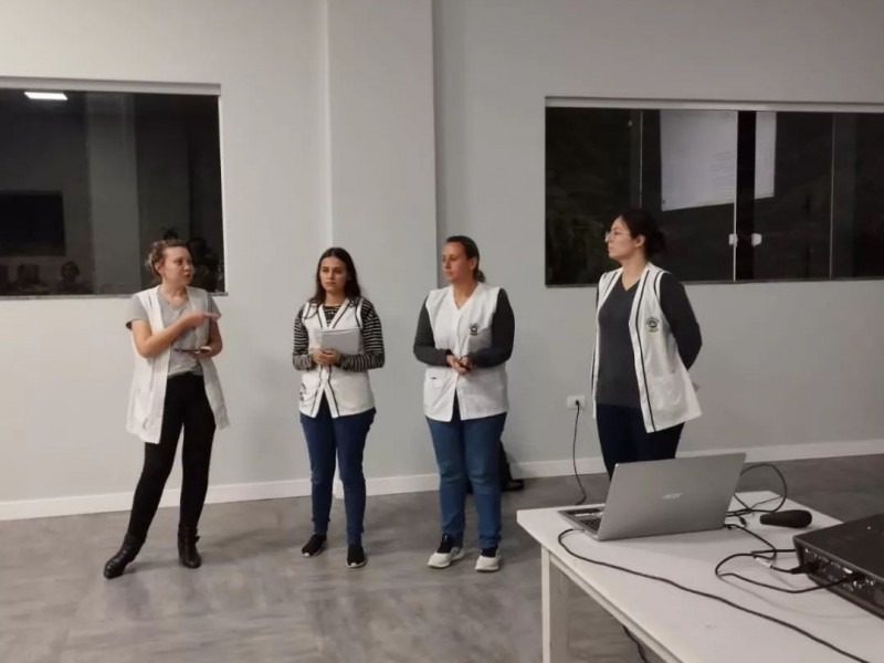 1º Simpósio do Livro e Seminário de Práticas Pedagógicas do CEJ